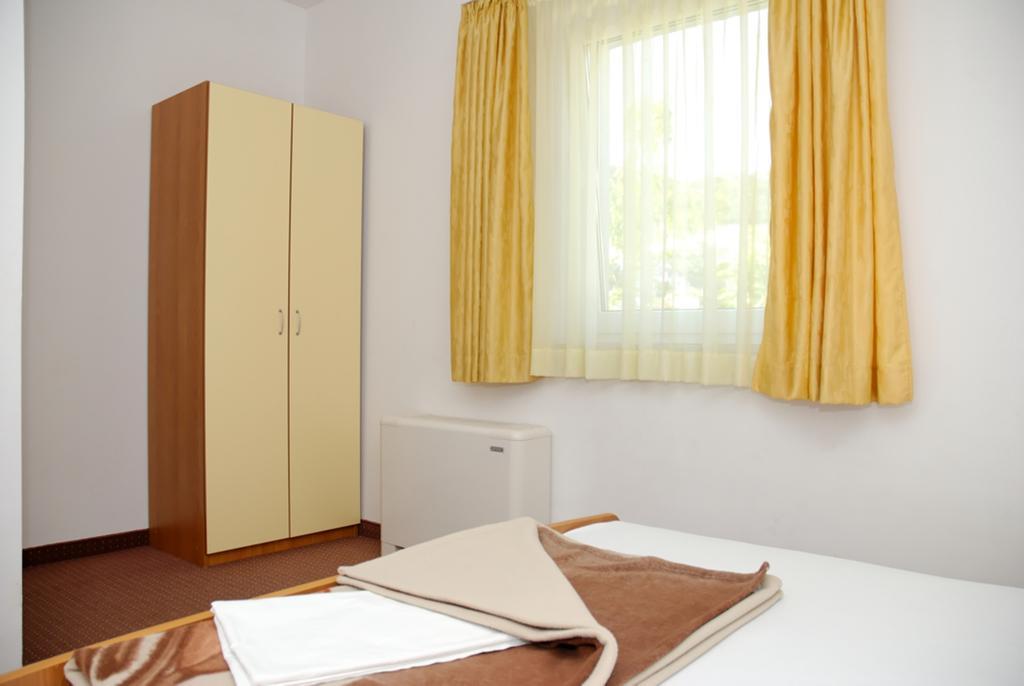 Villa Obad Guest House Neum Rum bild